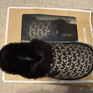 Michael Kors Janis Slipper